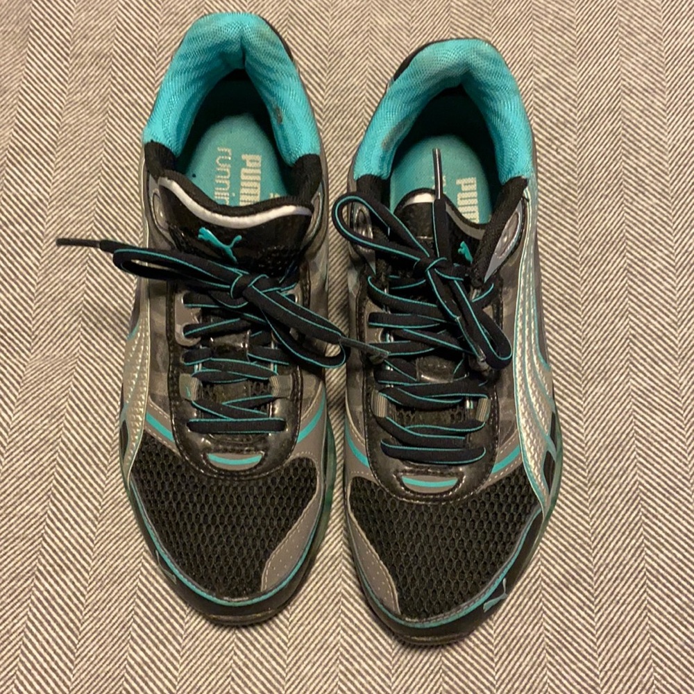Puma 10 cell running shoes in black/gray/teal